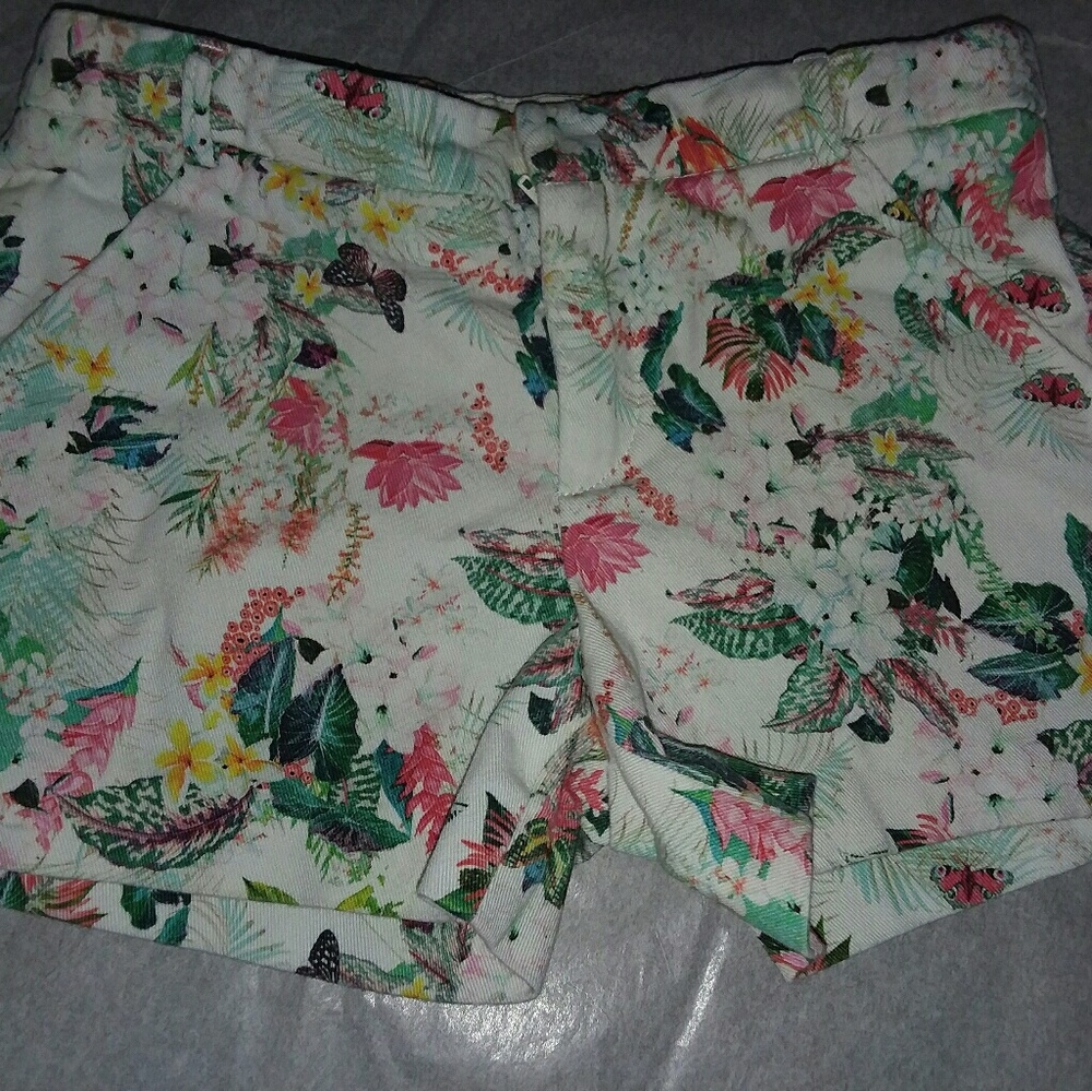 Girls shorts
